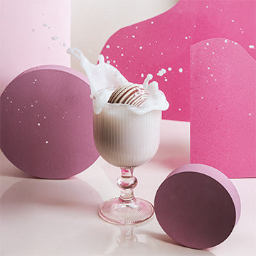 Dvě čokoládové koule s marshmallow