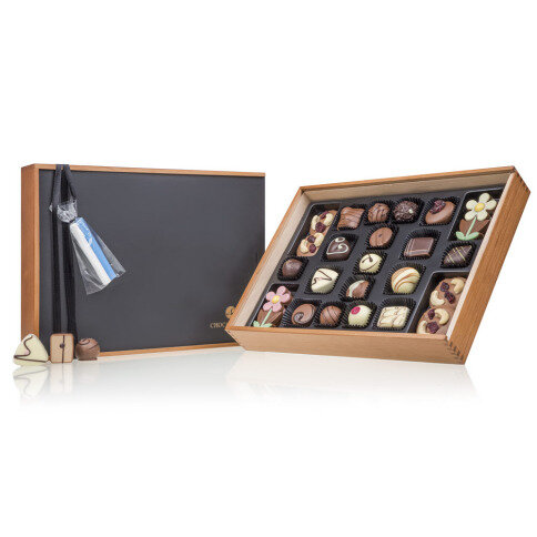 Chocolissimo - Chocoliscious s tabulí - Pralinky v elegantní dřevěné krabičce 340 g