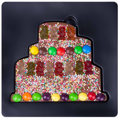 dárek k narozeninám, narozeninový dárek, čokoládový dort, dort k narozeninám, narozeninový dárek pro děti, dětský narozeninový dárk, dětský dort, dort pro děti, kvalitní čokoláda pro děti, čokoláda s bonbony