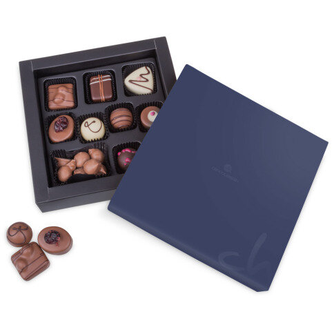elegantní pralinky, dárková bonboniéra, dárek z čokolády, luxusní dárek, luxusní čokoláda, belgické pralinky,