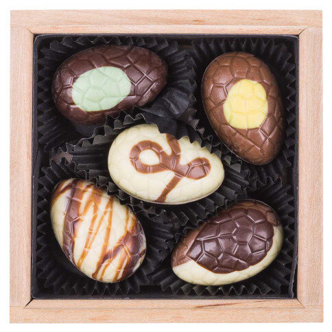 Velikonoční čokoládky v dřevěné krabičce