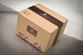 balík od Chocolissimo - sladká zásilka, čokoládová pošta